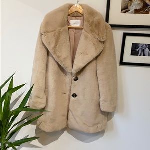 Zara / SO SOFT Faux fur coat